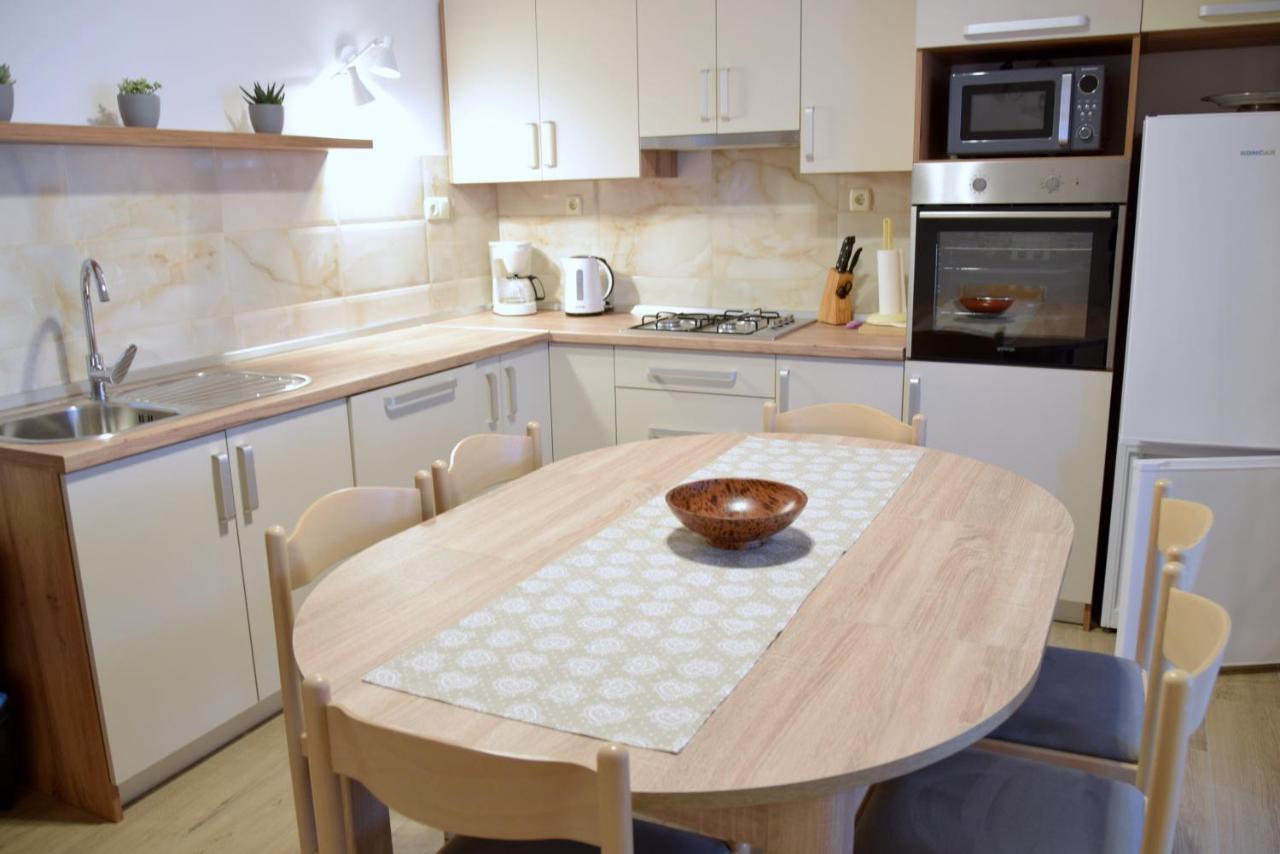 Zoro Apartments Palit Εξωτερικό φωτογραφία